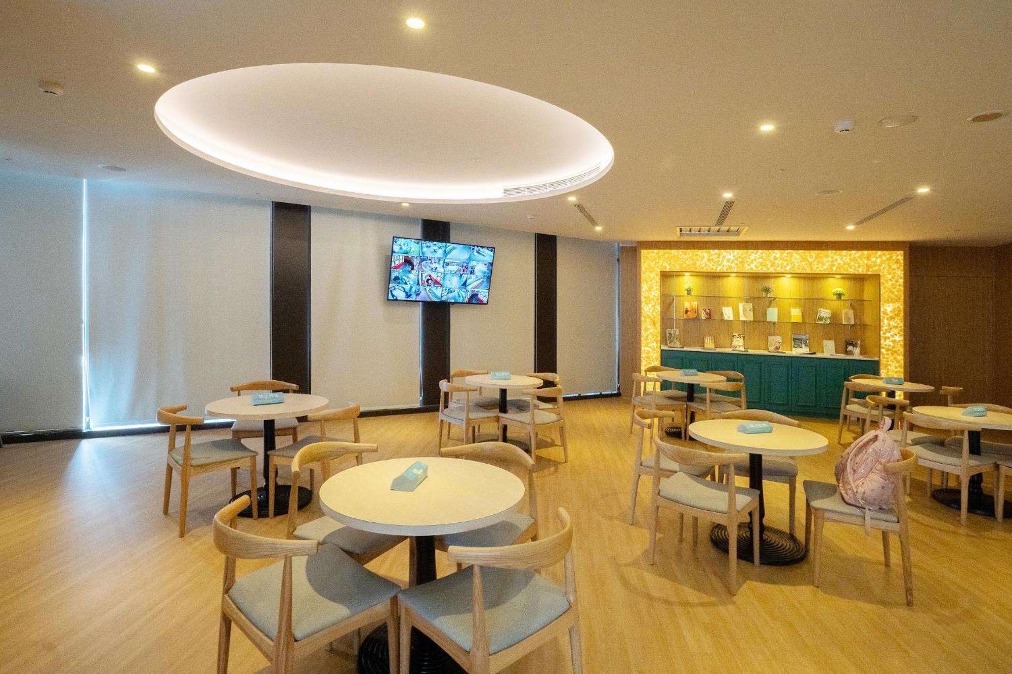 Check Inn Magi Kids Hotel Luodong Exterior foto