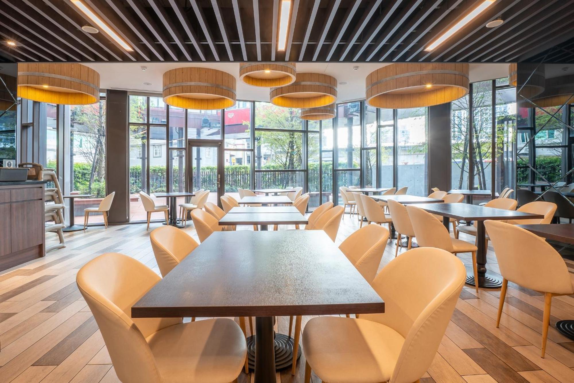 Check Inn Magi Kids Hotel Luodong Exterior foto